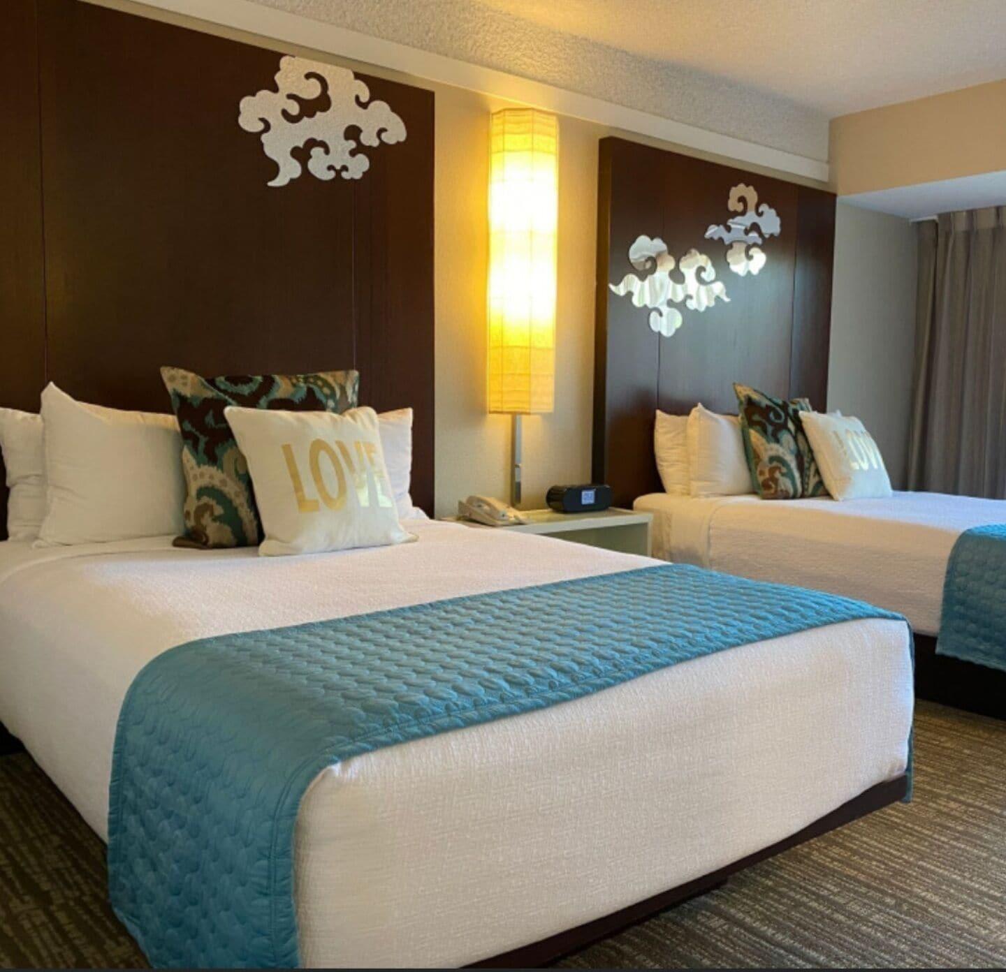Atrium Hotel Orange County Irvine Exterior photo