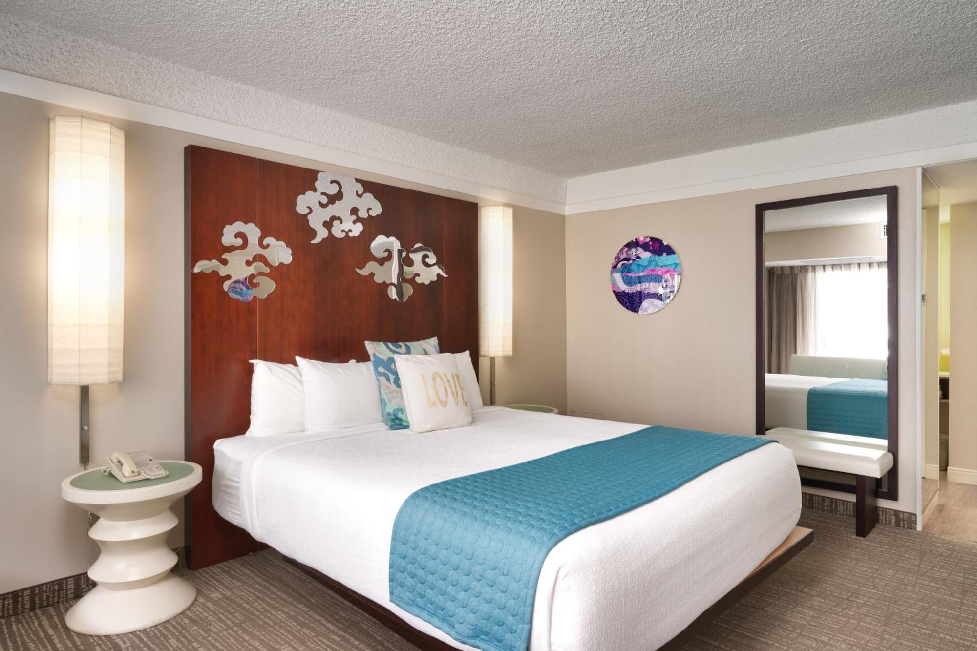 Atrium Hotel Orange County Irvine Exterior photo